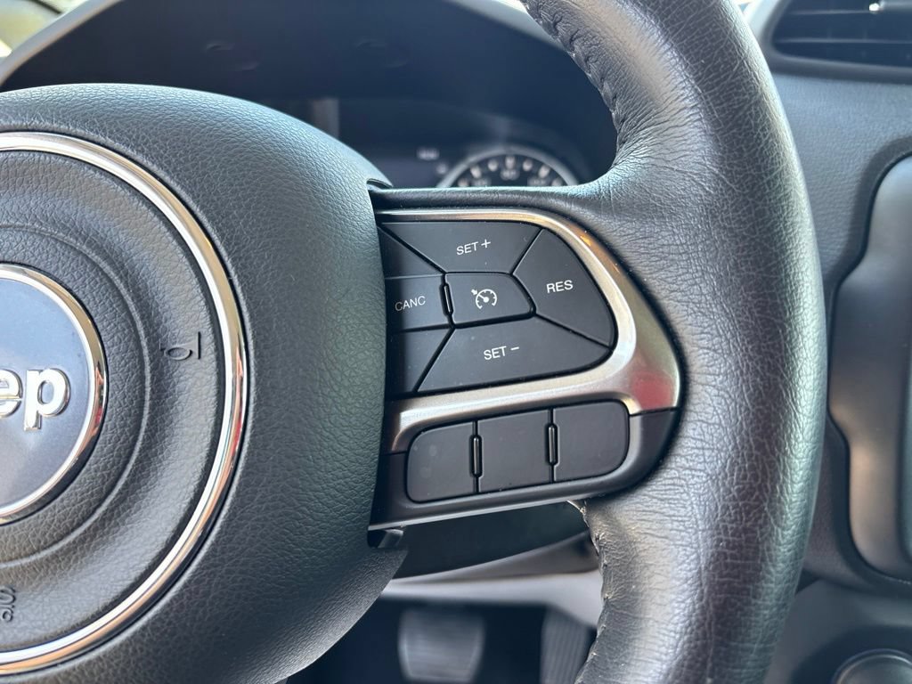 Used 2021 Jeep Renegade Limited AWD/4WD image 27