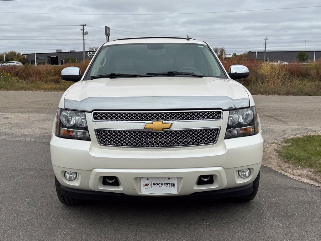 Used 2012 Chevrolet Suburban LTZ AWD/4WD image 34