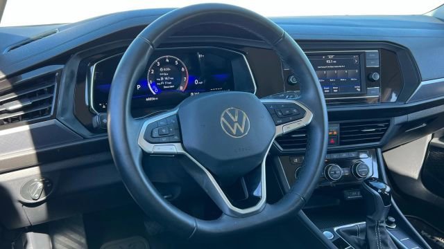 Used 2023 Volkswagen Jetta SE image 75