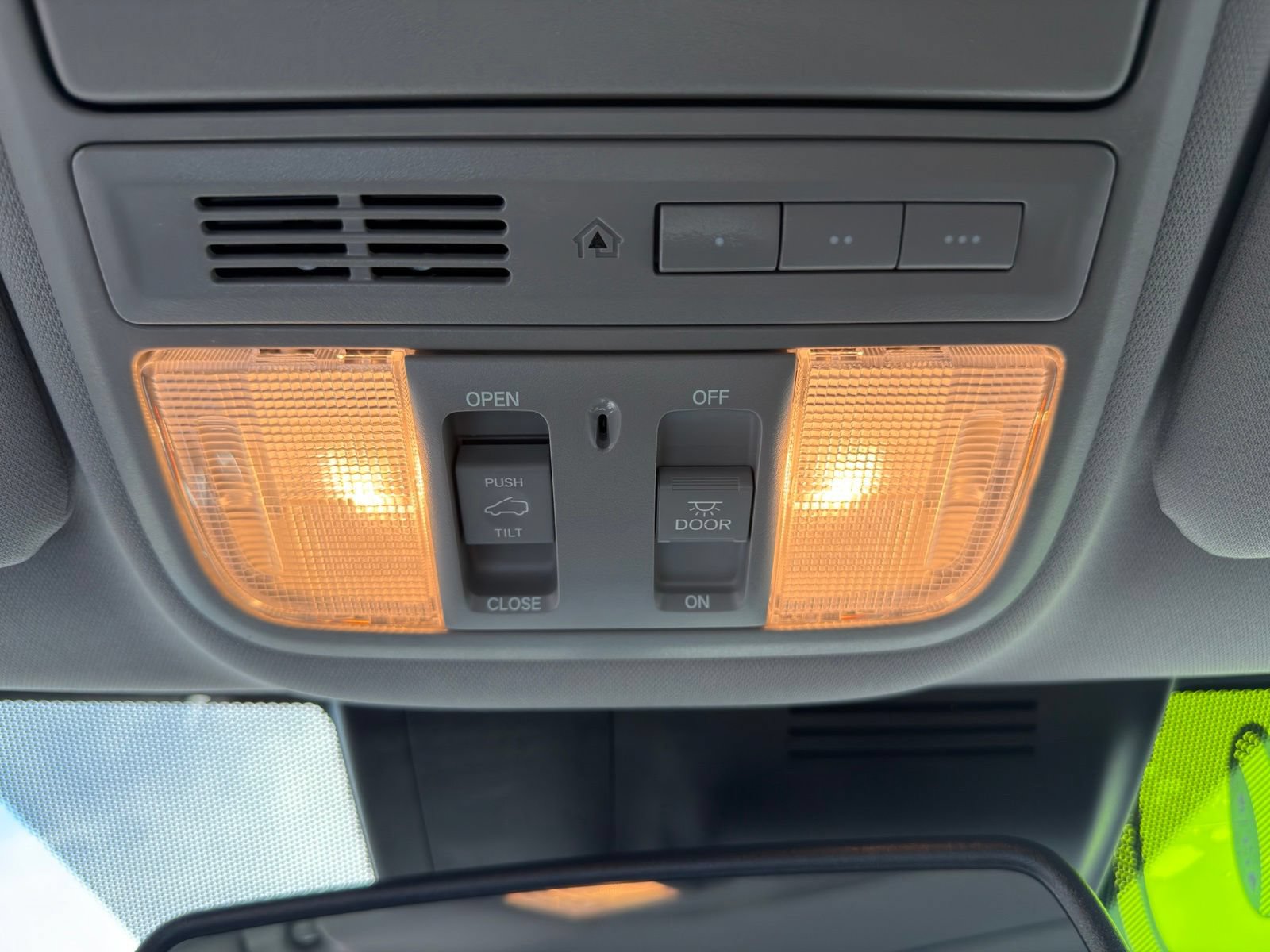 Used 2020 Honda CR-V Touring image 27