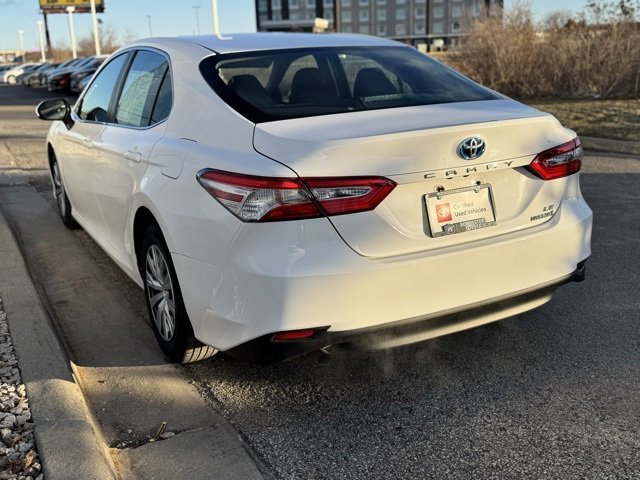 Certified 2018 Toyota Camry LE image 38