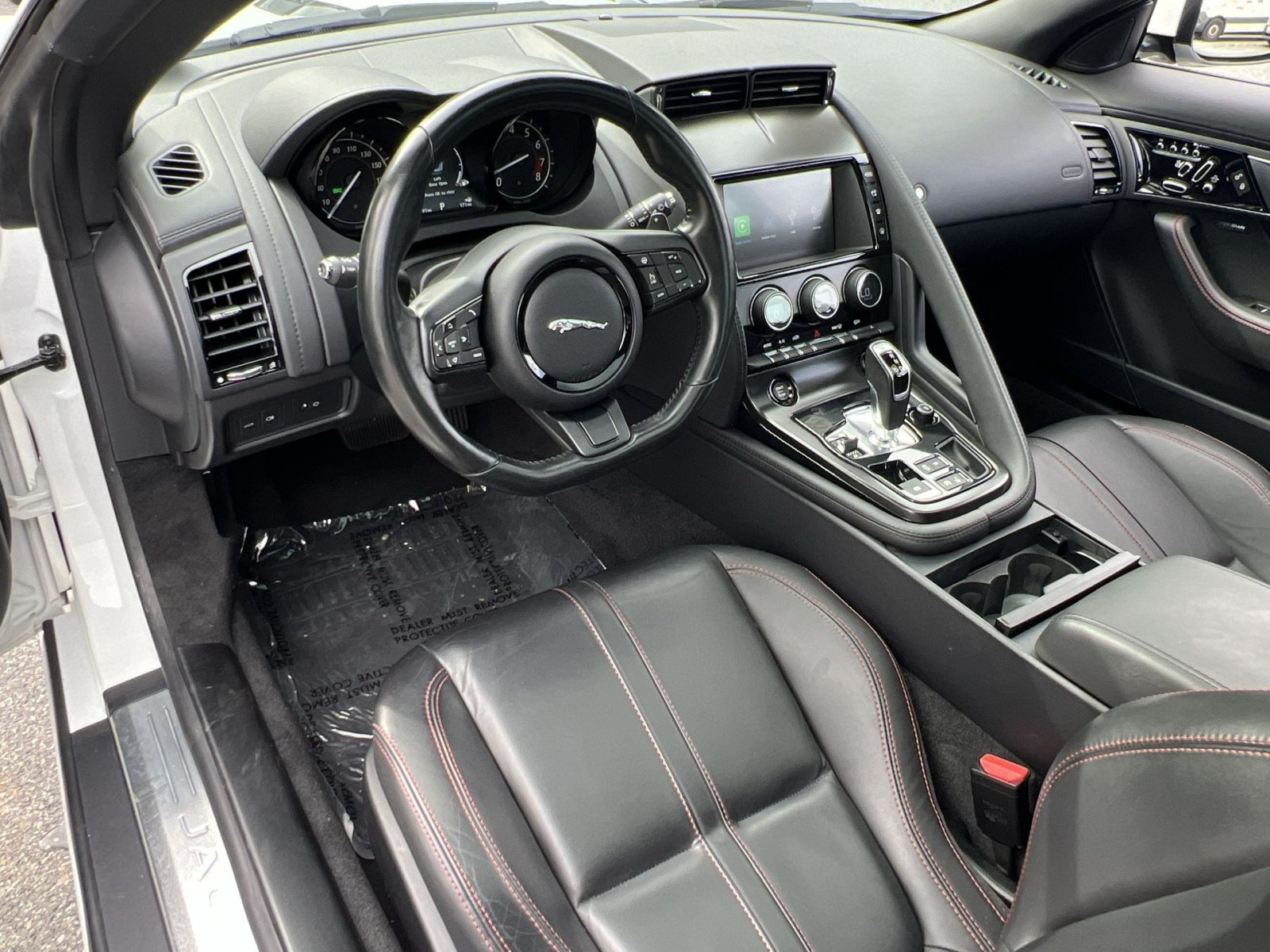 Used 2016 Jaguar F-TYPE Coupe RWD image 28