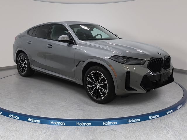 Certified 2026 BMW X6 xDrive40i AWD/4WD image 3