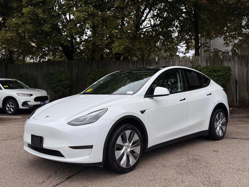 Used 2024 Tesla Model Y Long Range AWD/4WD video 2