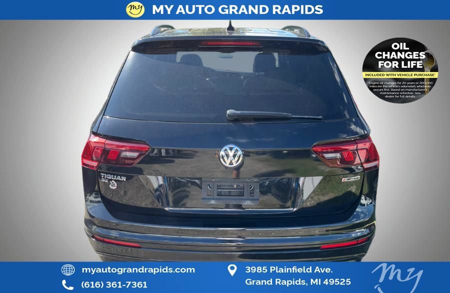 Used 2021 Volkswagen Tiguan SE R-Line AWD/4WD image 5