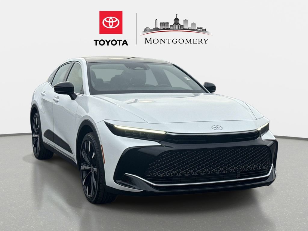 Used 2026 Toyota Crown Platinum image 1