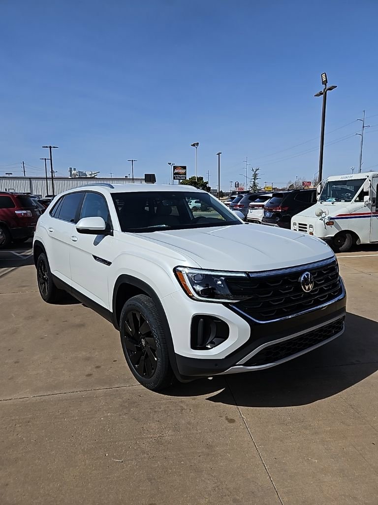 New 2026 Volkswagen Atlas Cross Sport SE image 3