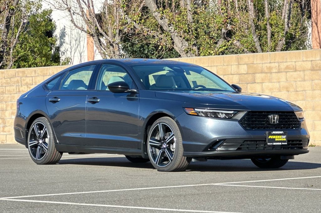 New 2026 Honda Accord SE image 2