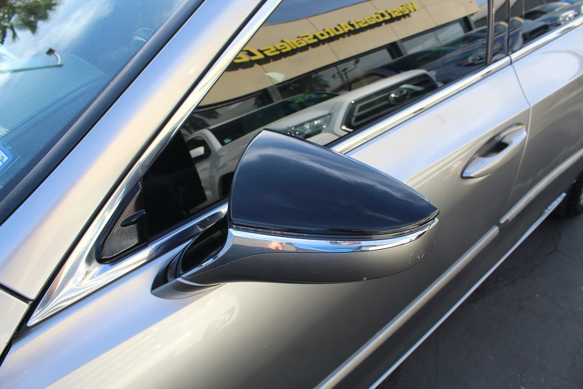 Used 2019 Lexus ES 300h w/ Premium Package FWD image 12
