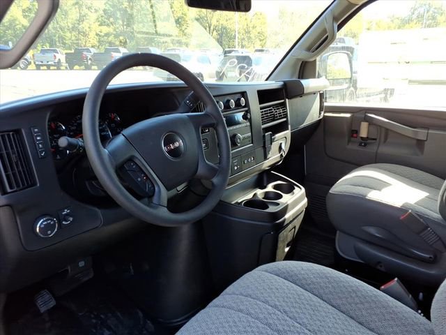 New 2025 GMC Savana 2500 w/ Enhanced Convenience Package image 3
