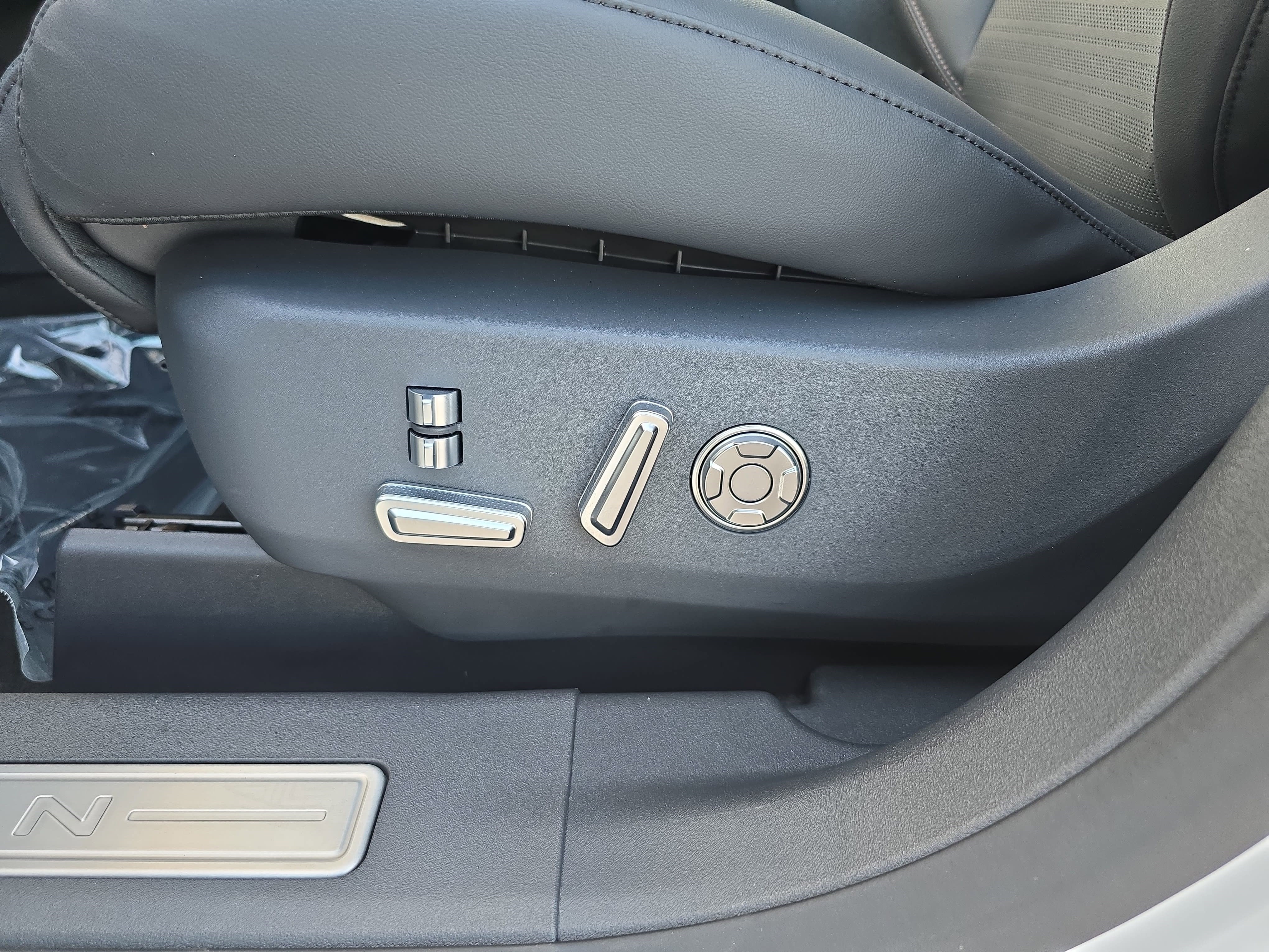 New 2026 Lincoln Nautilus Reserve AWD/4WD image 29
