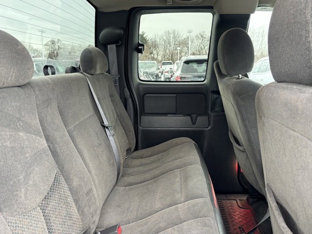 Used 2006 Chevrolet Silverado 2500 LT w/ Snow Plow Prep Package image 15