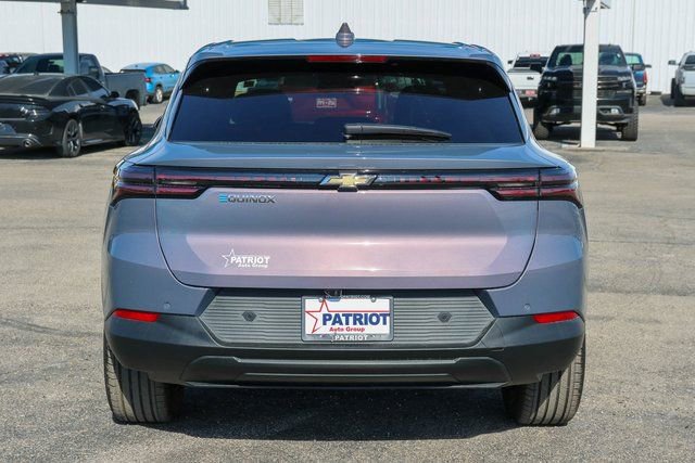 New 2026 Chevrolet Equinox EV LT image 4