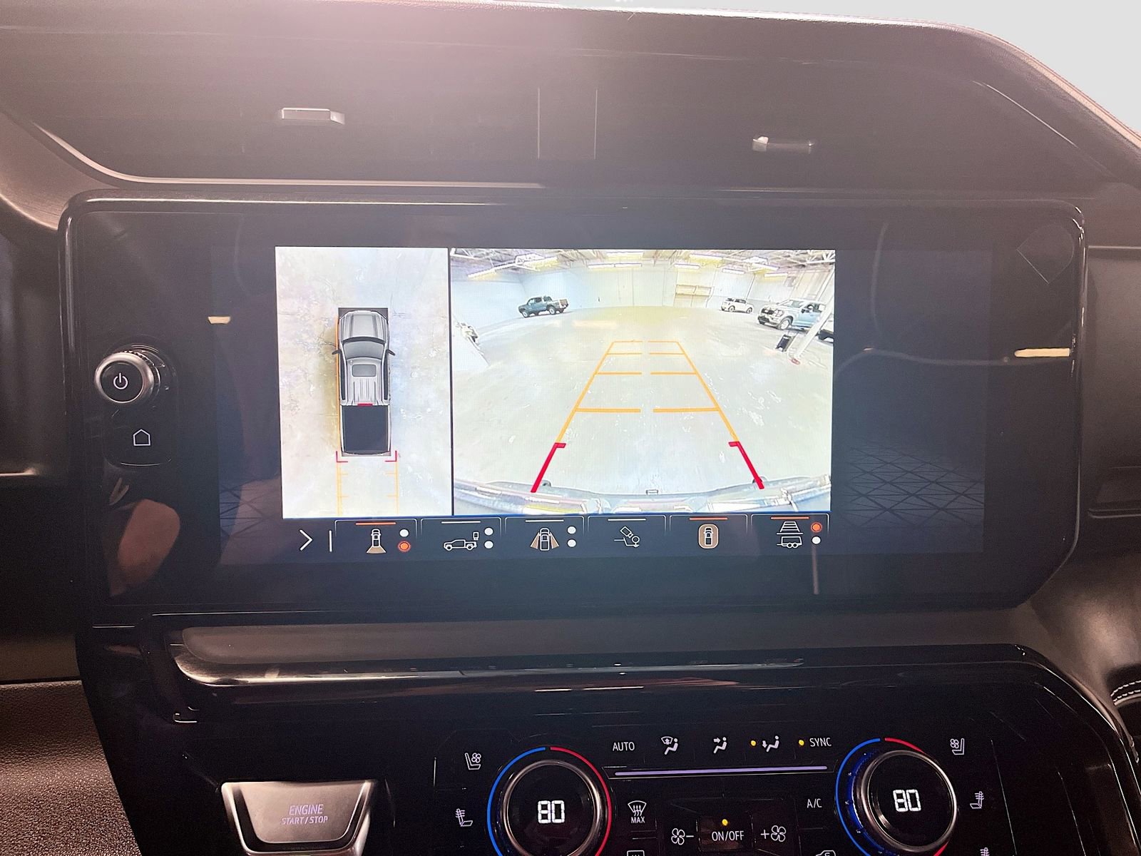 Used 2025 GMC Sierra 1500 AT4X w/ AT4X AEV Edition AWD/4WD image 14