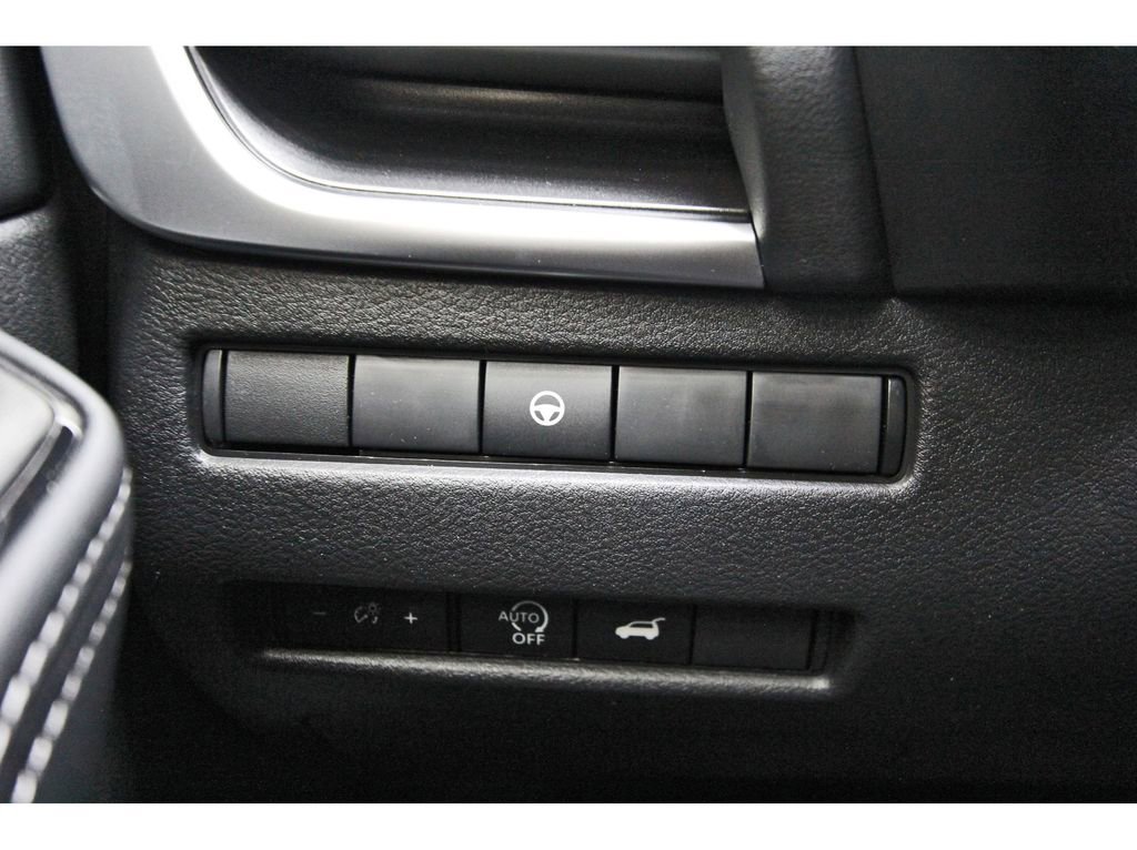 New 2026 Nissan Rogue SV FWD image 17