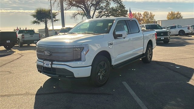 New 2025 Ford F150 Lightning Lariat image 7