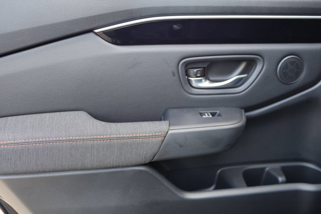 New 2026 Honda Pilot Sport image 25