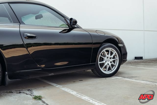 Used 2004 Porsche 911 Carrera RWD image 26