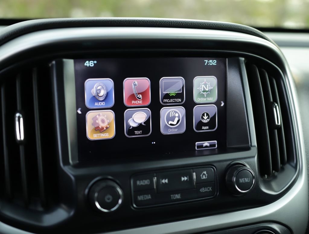 Used 2017 Chevrolet Colorado LT w/ LT Convenience Package image 14