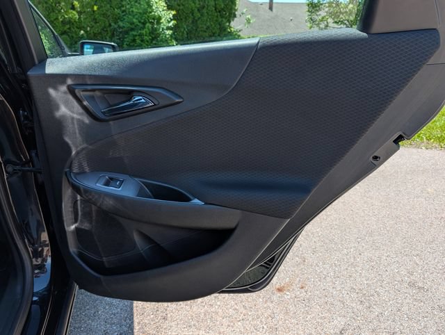 Used 2023 Chevrolet Malibu LT FWD image 36