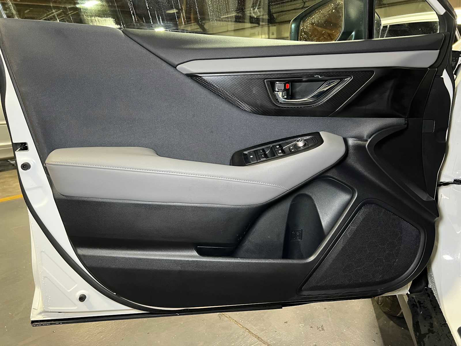 Used 2024 Subaru Outback Premium image 20