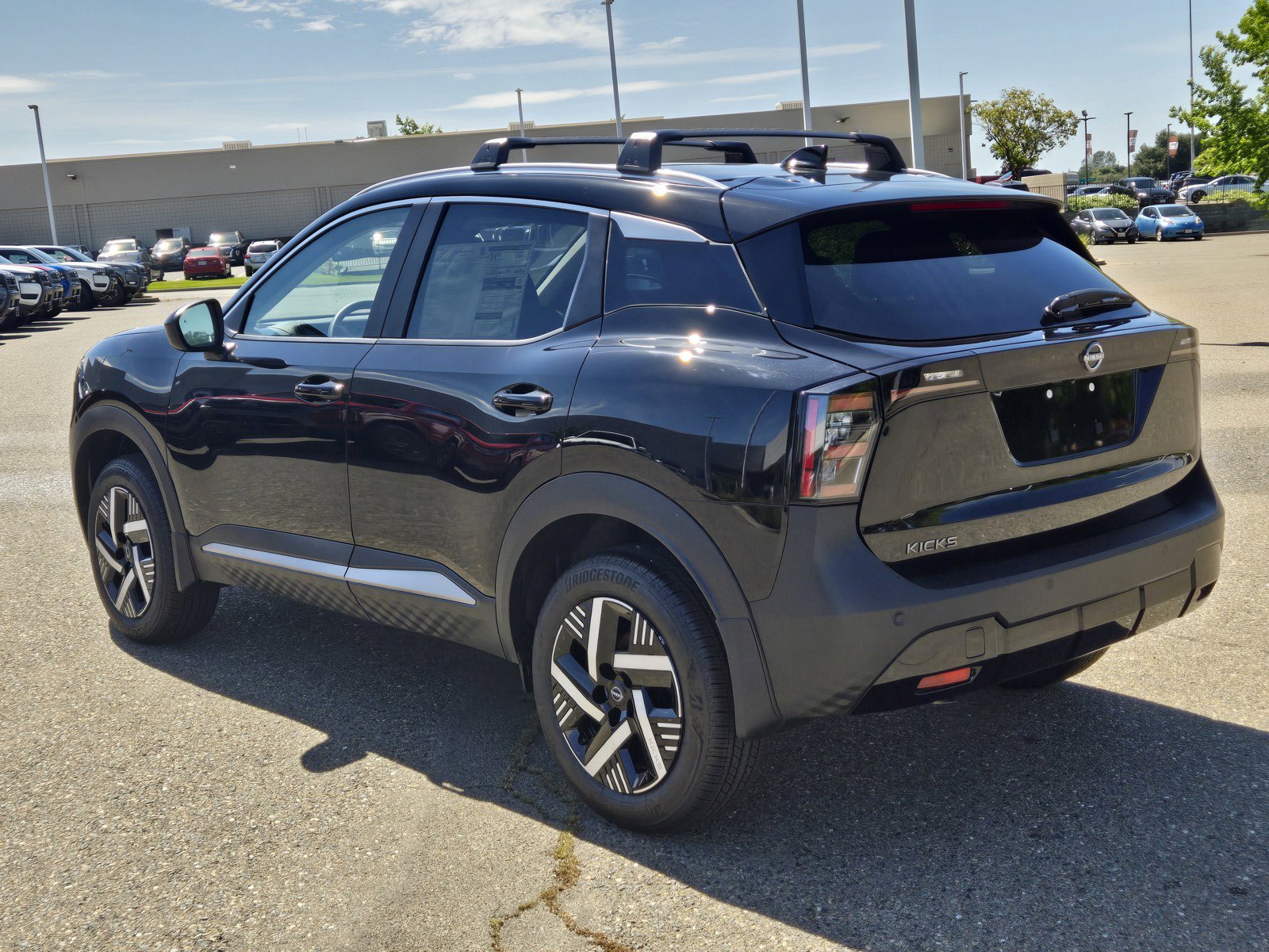 New 2026 Nissan Kicks SV w/ Cold Weather Package FWD image 6