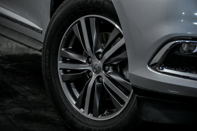 Used 2020 INFINITI QX60 Pure AWD/4WD image 3