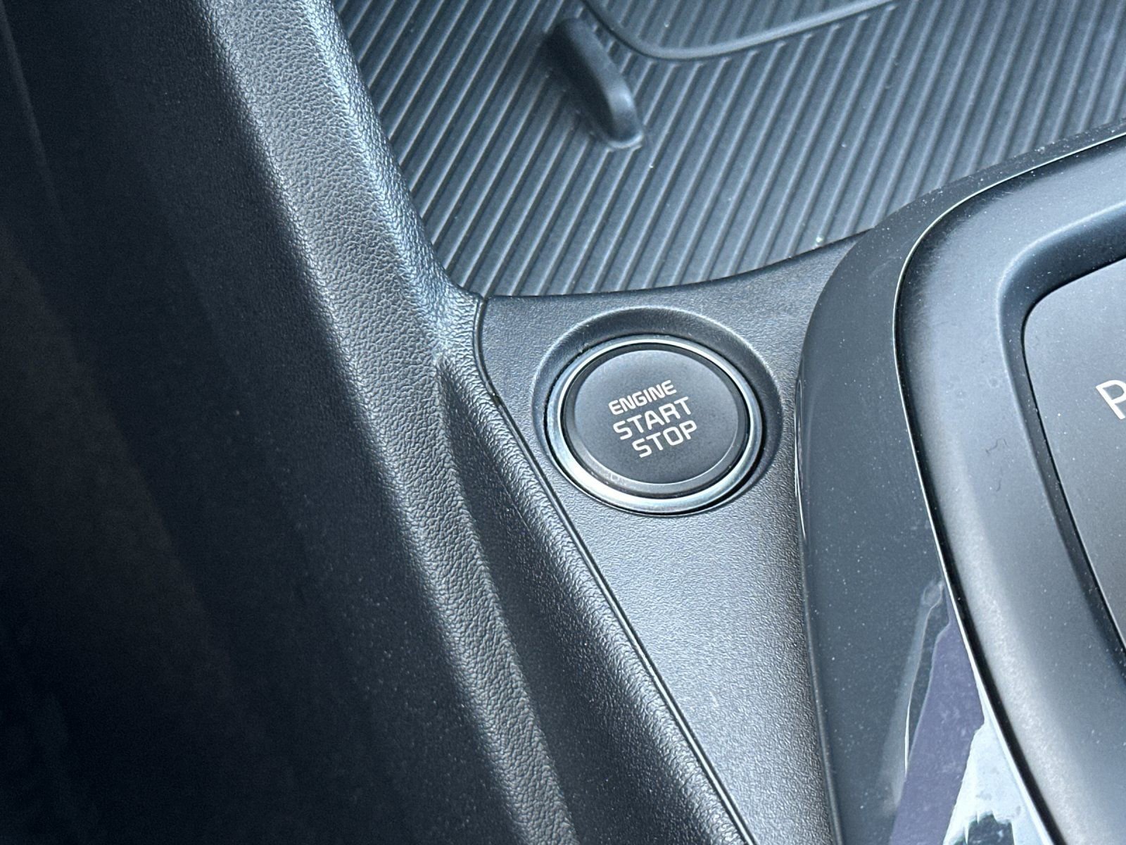 Used 2025 Kia K4 EX FWD image 21