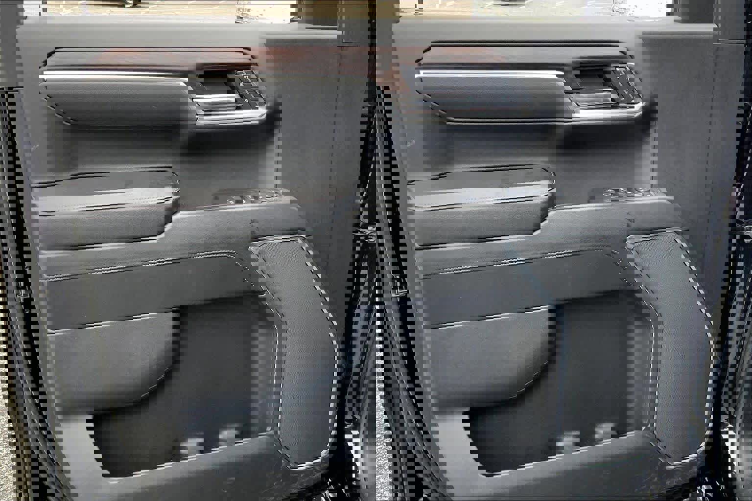 Used 2025 GMC Sierra 1500 SLT image 20