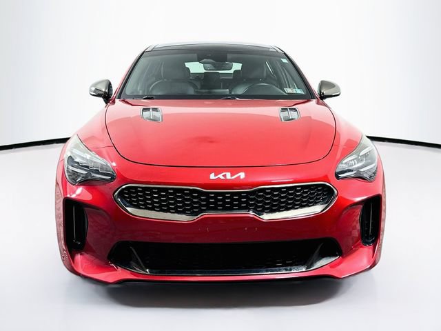 Used 2022 Kia Stinger GT-Line w/ Sun & Sound Package AWD/4WD image 2