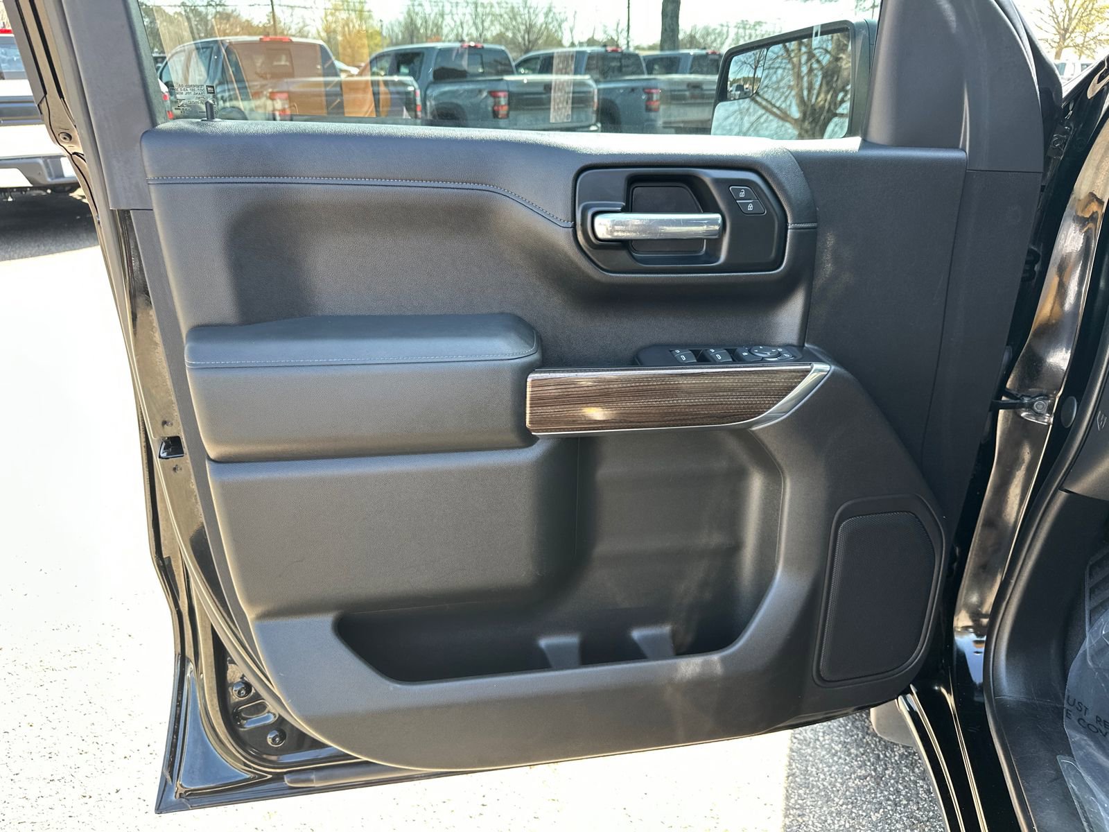 Used 2019 Chevrolet Silverado 1500 RST w/ All-Star Edition image 8