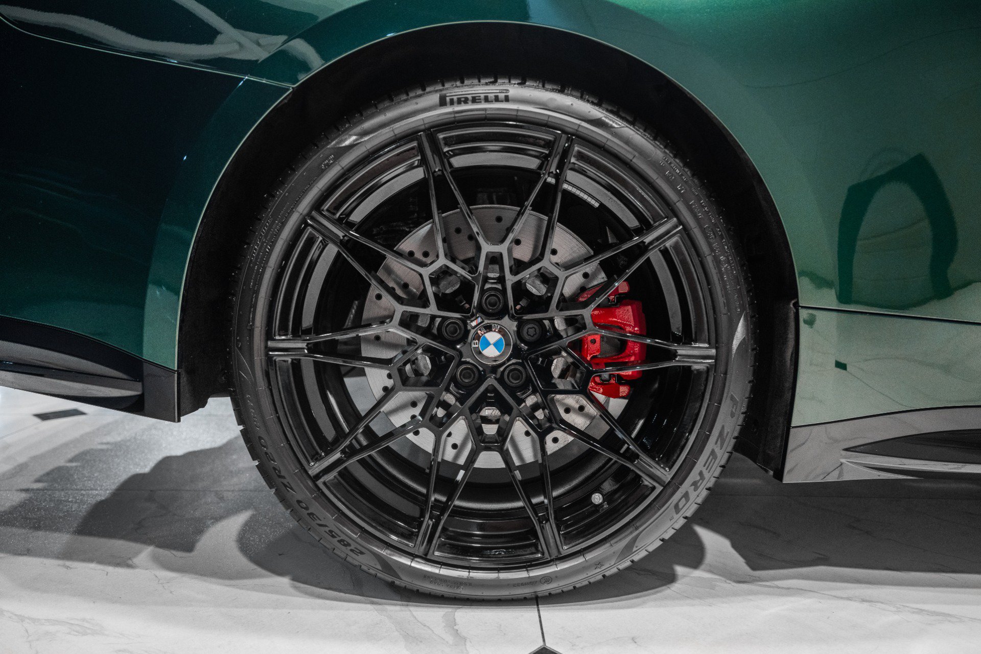 Used 2027 BMW M4 Coupe w/ M Driver's Package RWD image 15