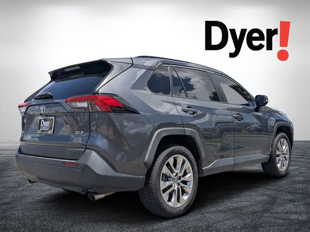 Used 2021 Toyota RAV4 XLE Premium FWD image 3