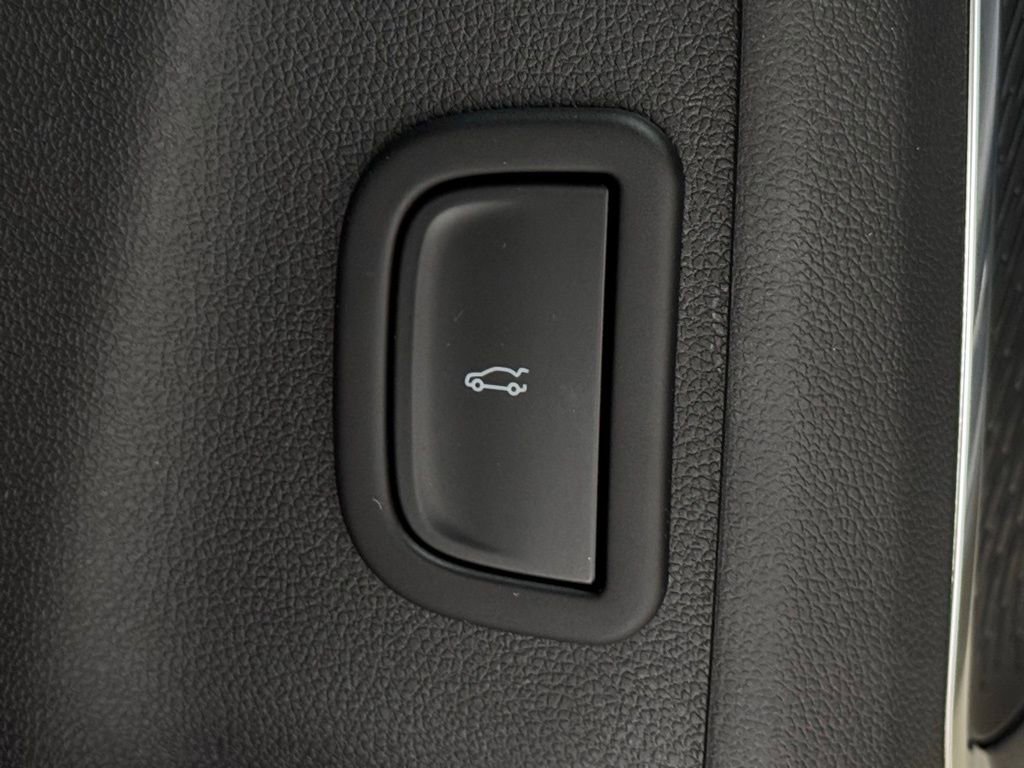 New 2025 GMC Acadia Elevation w/ Elevation Premium Package image 25