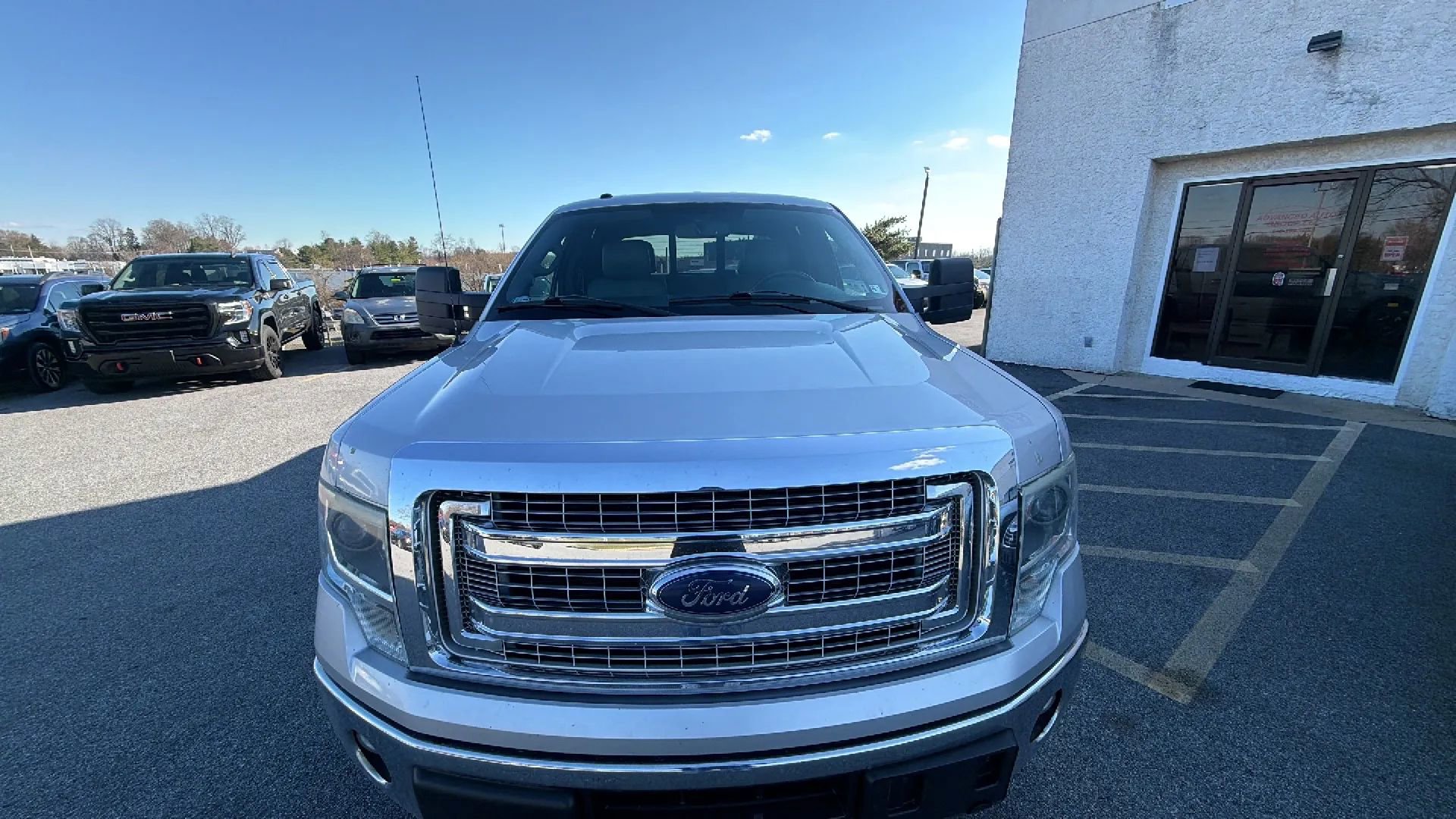Used 2014 Ford F150 XLT w/ Equipment Group 302A Luxury AWD/4WD image 17
