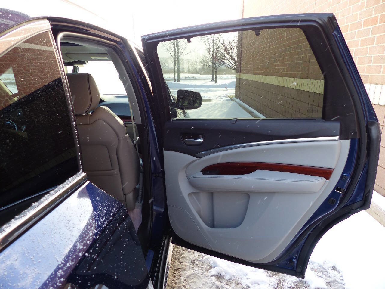 Used 2018 Acura MDX SH-AWD w/ Advance Package image 47