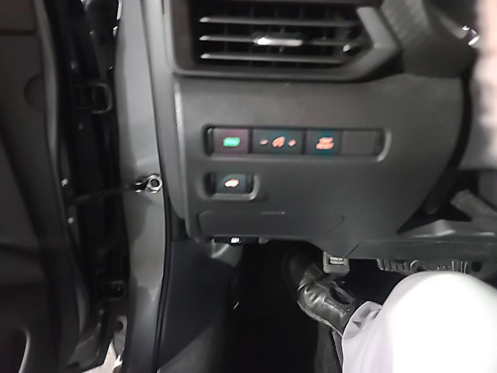 Used 2024 Nissan Sentra S image 4