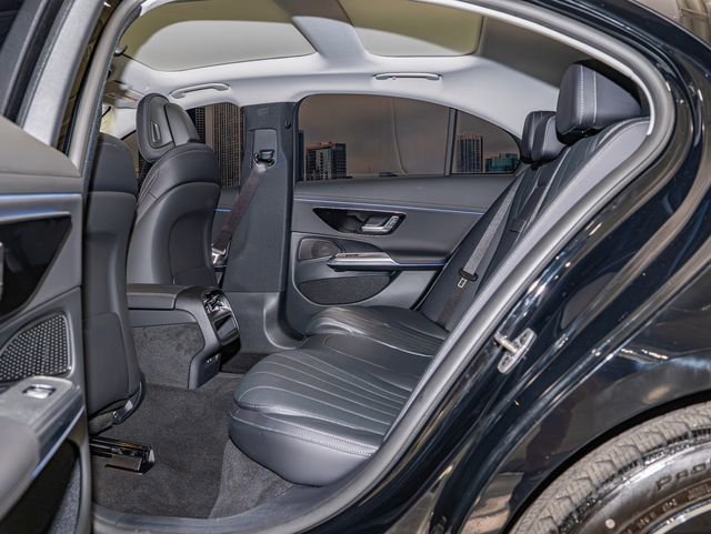 Used 2025 Mercedes-Benz E 450 4MATIC Sedan image 22