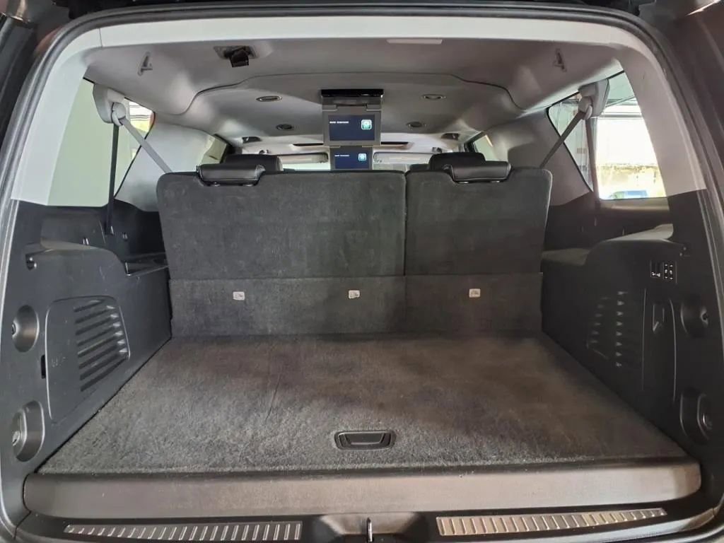 Used 2019 GMC Yukon XL SLT w/ Open Road Package image 6