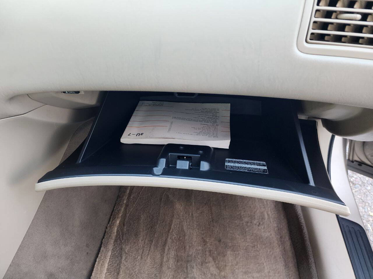 Used 2003 Toyota Avalon XLS FWD image 31