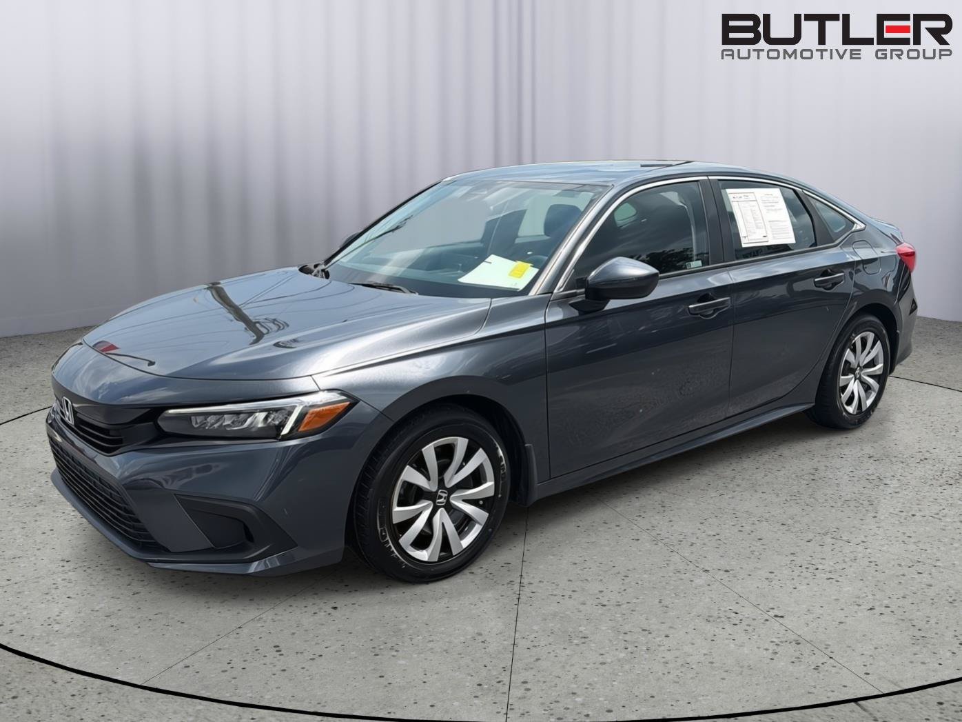 Used 2022 Honda Civic LX image 2