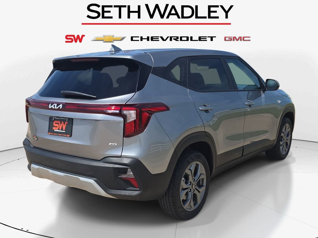 Used 2026 Kia Seltos LX AWD/4WD image 8