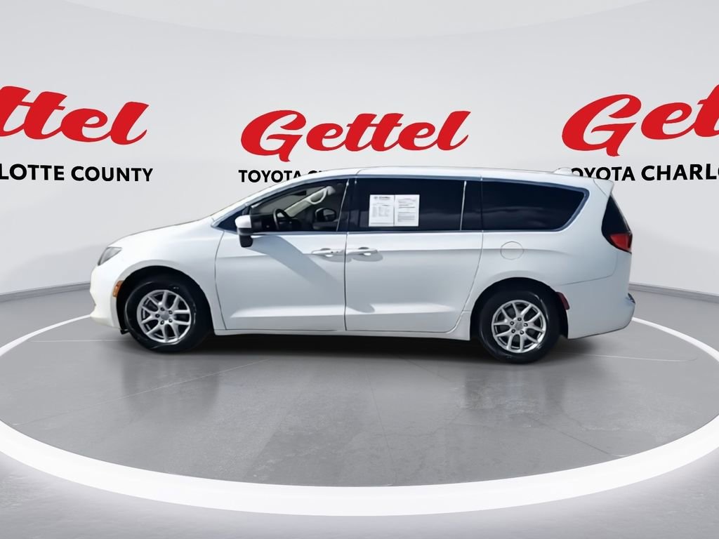 Used 2019 Chrysler Pacifica LX image 5