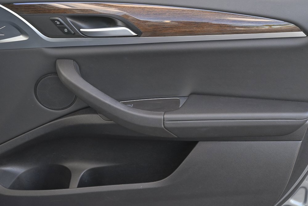 Used 2024 BMW X3 xDrive30i w/ Convenience Package image 17