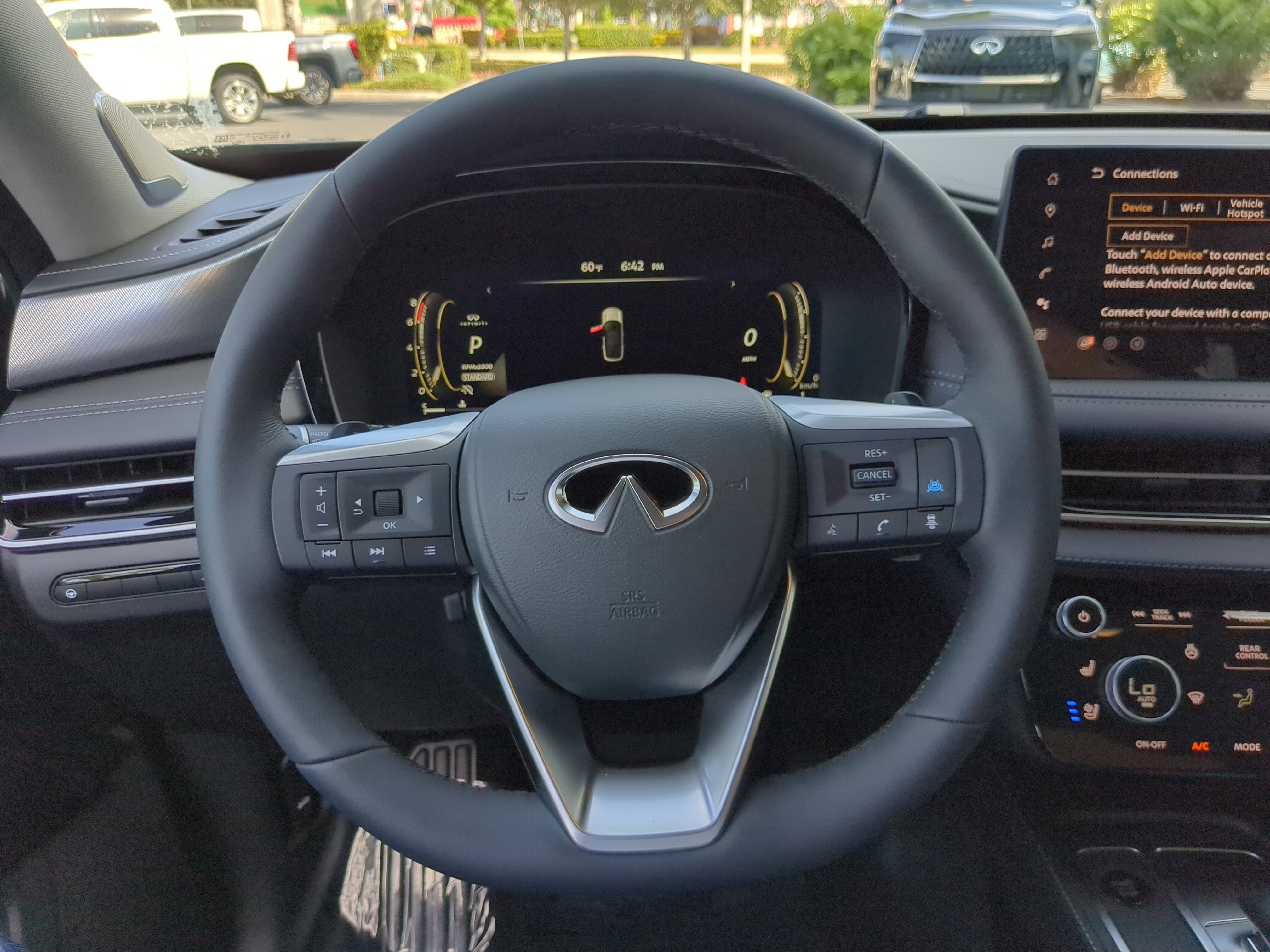 New 2026 INFINITI QX60 Luxe w/ Cargo Package image 32