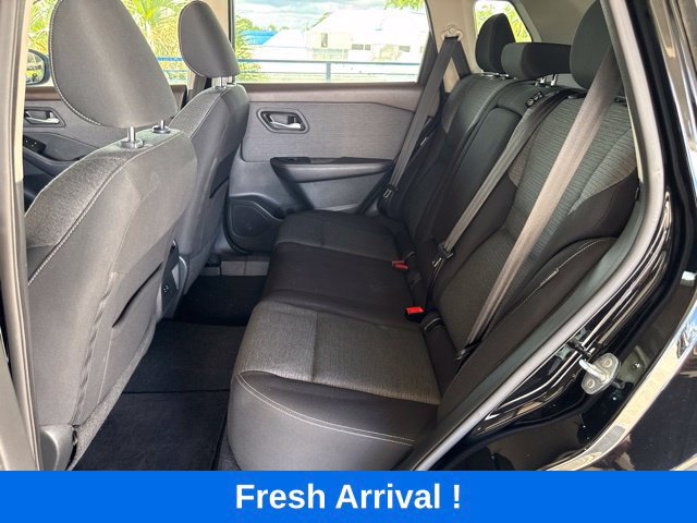 Used 2021 Nissan Rogue SV FWD image 3