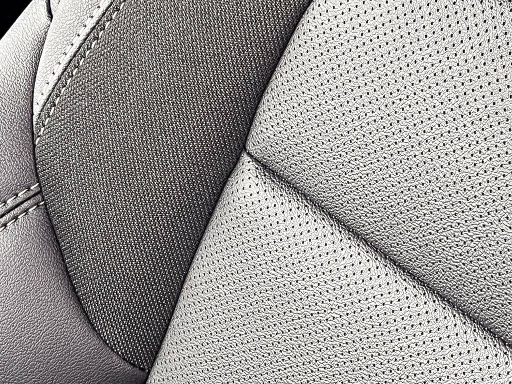 New 2026 Chevrolet Equinox EV LT image 23