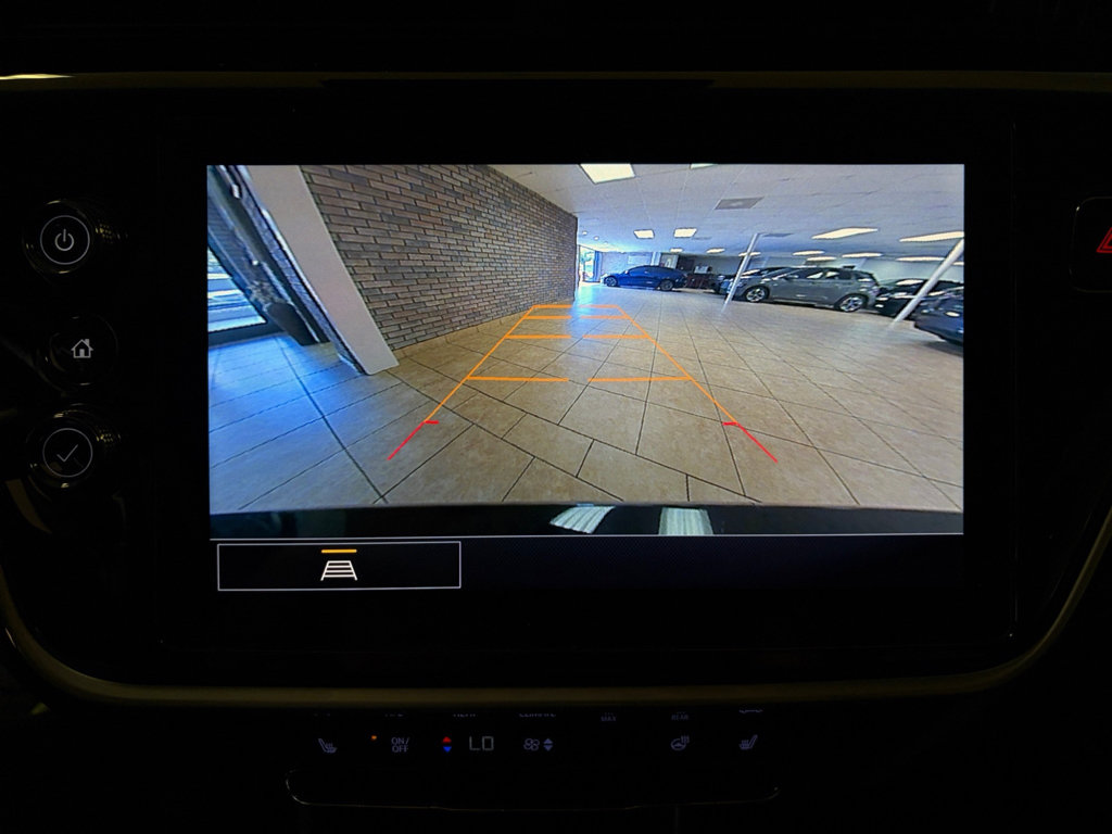 Used 2022 Chevrolet Bolt LT FWD image 22