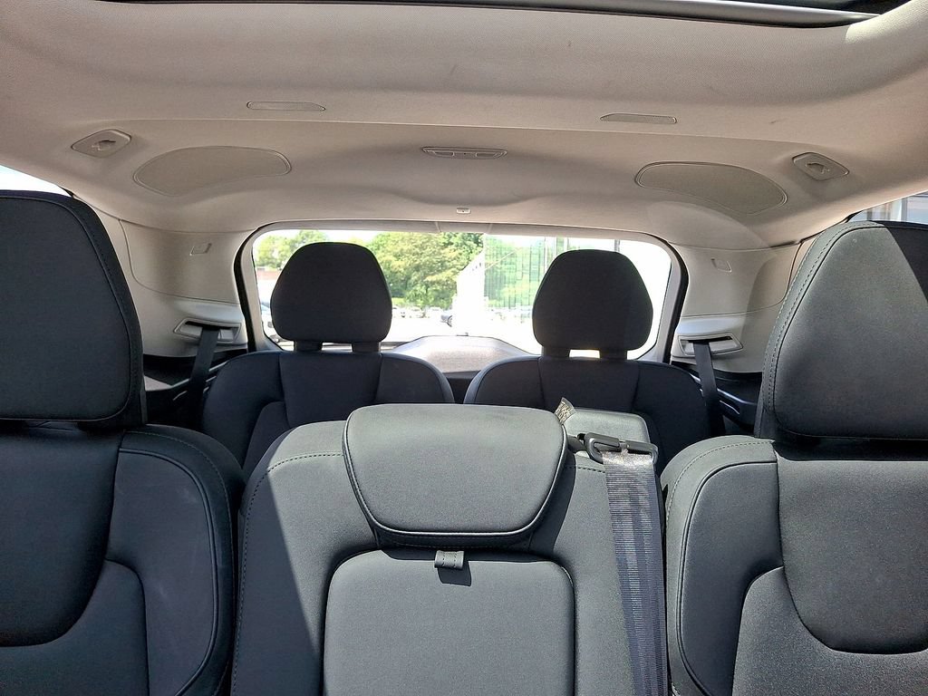 Certified 2026 Volvo XC90 B6 Plus AWD/4WD image 13