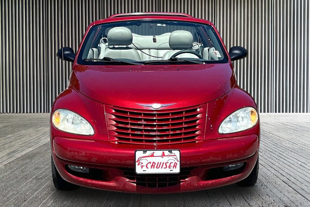 Used 2005 Chrysler PT Cruiser Touring FWD image 4